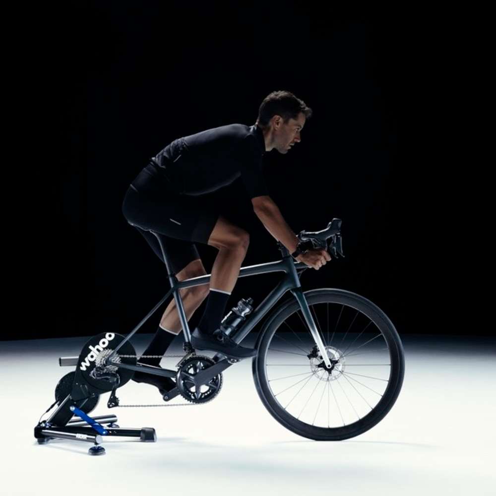 Wahoo WFBKTR122 KICKR V6 Smart Trainer