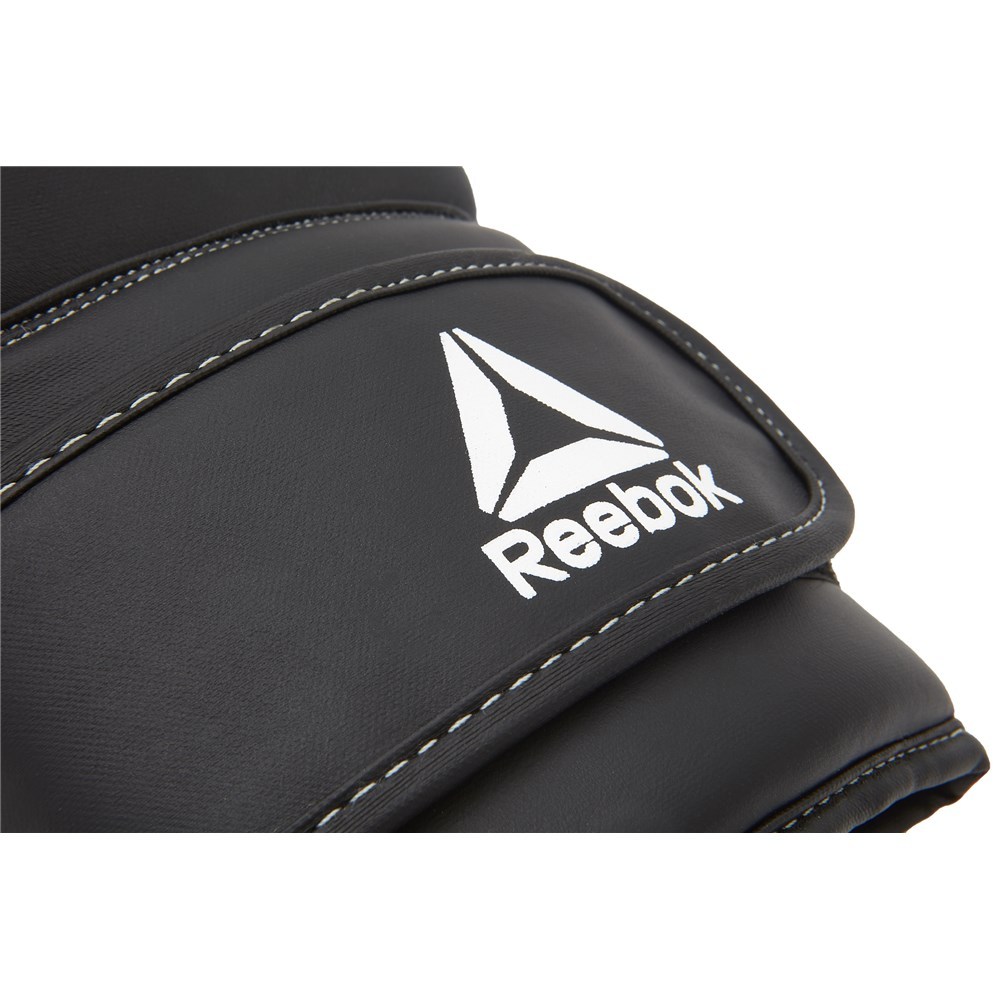 Reebok RSCB-12010BK-12 12oz Boxing Gloves