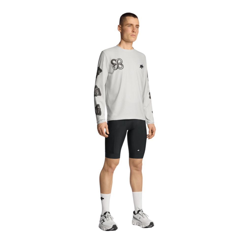 ASSOS 51.20.232.9F.M TACTICA LS T-Shirt T5 Safa Brian - Almond Milk (Medium)